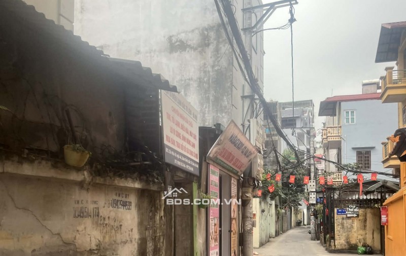 BÁN NHÀ XUÂN ĐỈNH-5 TẦNG-MT 4.5M- NHỈNH 8 TỶ-3M RÂ Ô TÔ-SỔ ĐỎ CC-KHÔNG QUY HẠCH